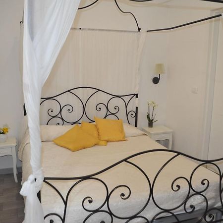 Noto Centro Bed and Breakfast Buitenkant foto