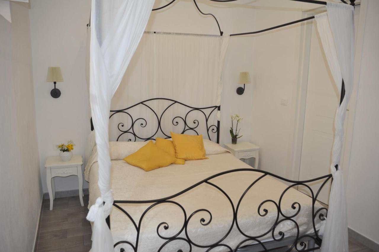 Noto Centro Bed and Breakfast Buitenkant foto